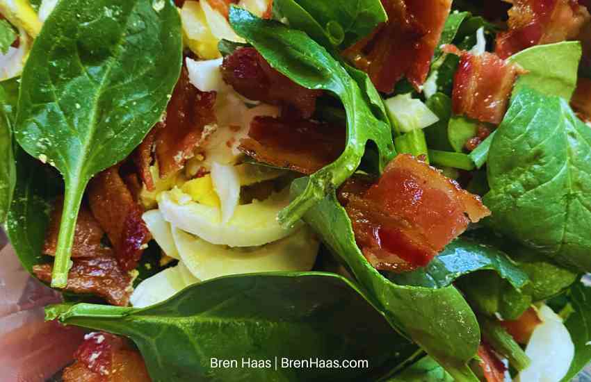 Betty Salad Fresh in Bowl