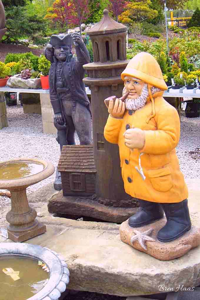 sailor theme statue for gardens