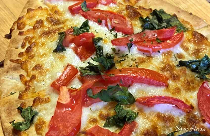 pesto pizza (8) Creative Living with Bren Haas