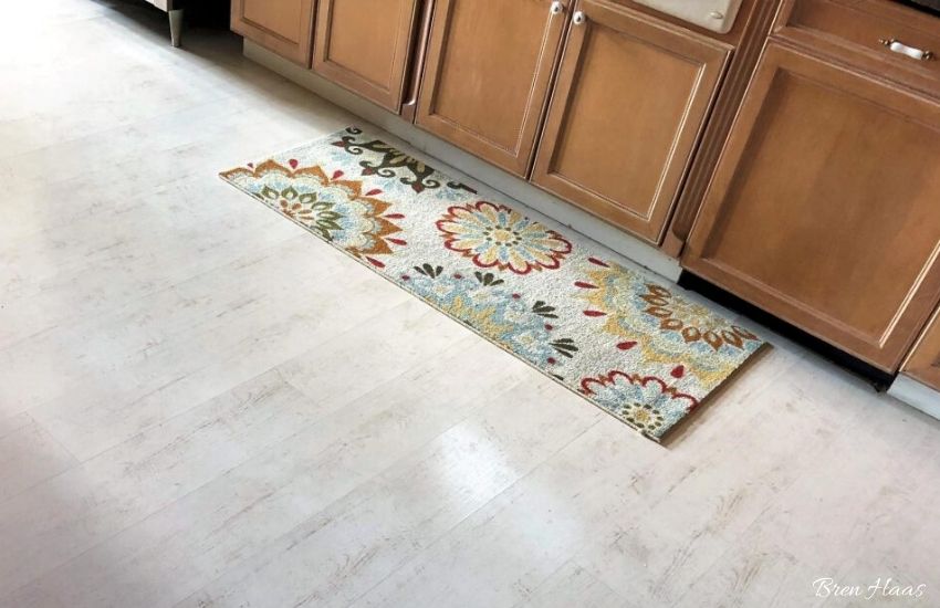 flooring in the kitchen