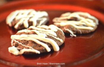 Chocolate Drizzle Pistachio and Cherry Cookie Recipe