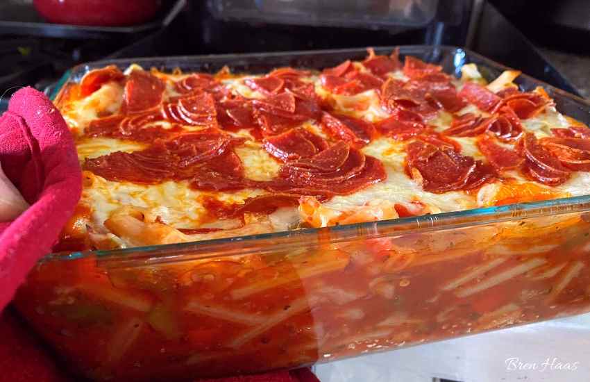 Baked Penne with Tomatoes, Peppers and Mozzarella Recipe