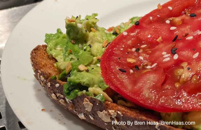 tomato and avocado toast